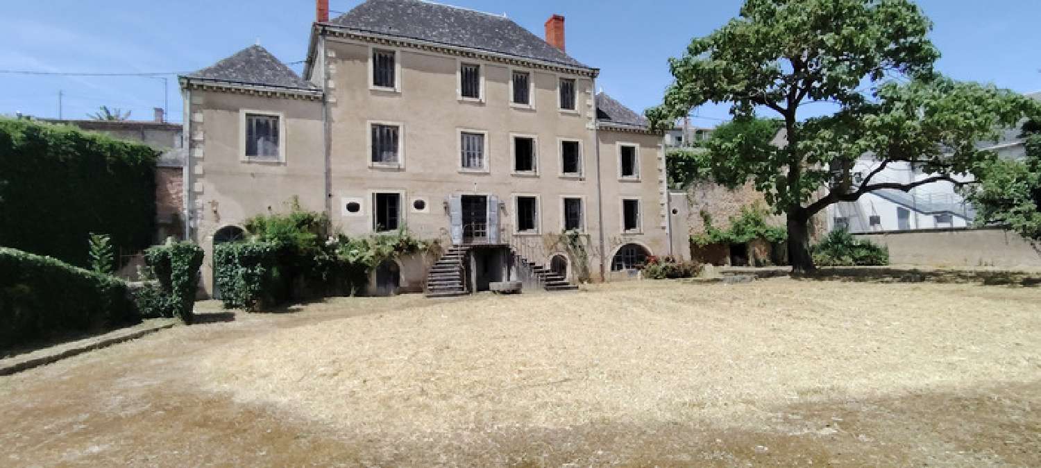 à vendre maison Airvault Deux-Sèvres 2