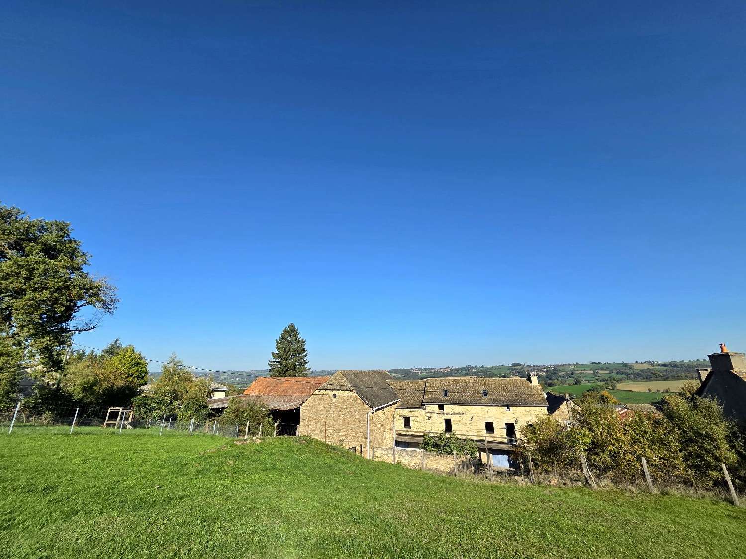  te koop huis Baraqueville Aveyron 1