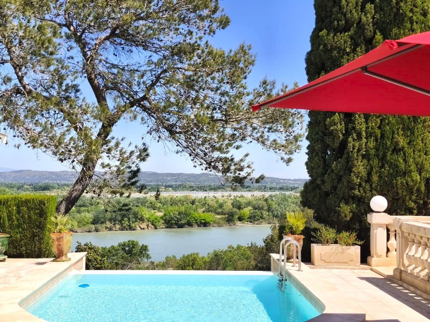  te koop huis Beaucaire Gard 1