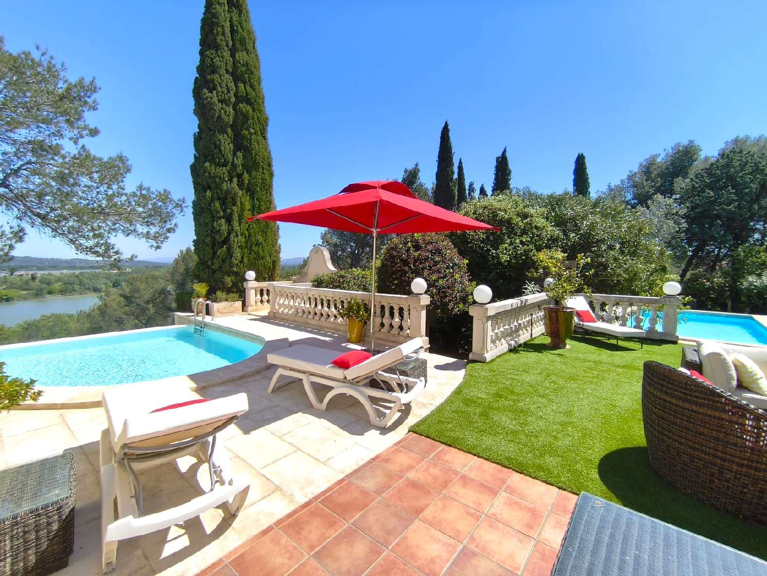  te koop huis Beaucaire Gard 2