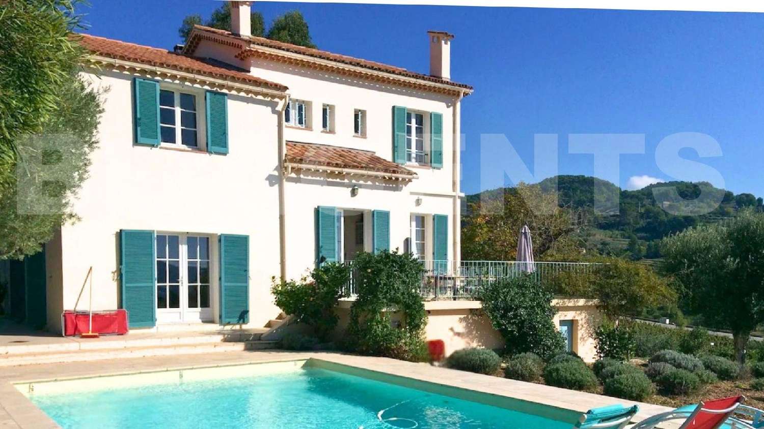  à vendre maison Belgentier Var 1