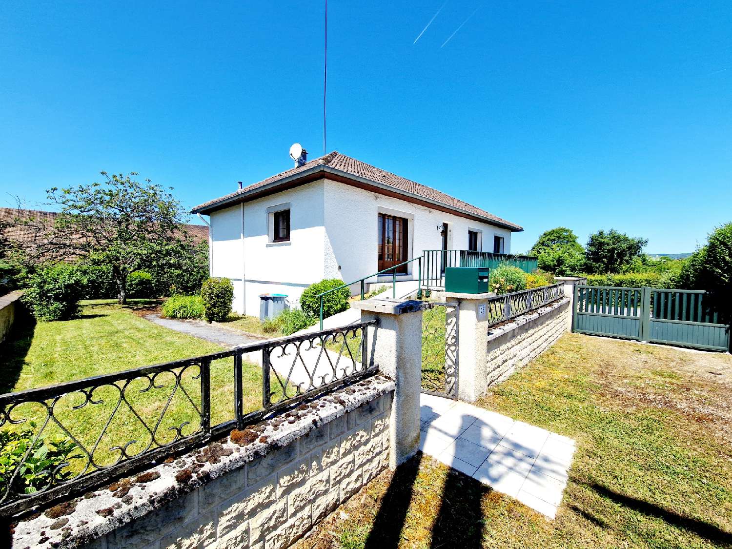 te koop huis Bourbonne-les-Bains Haute-Marne 1