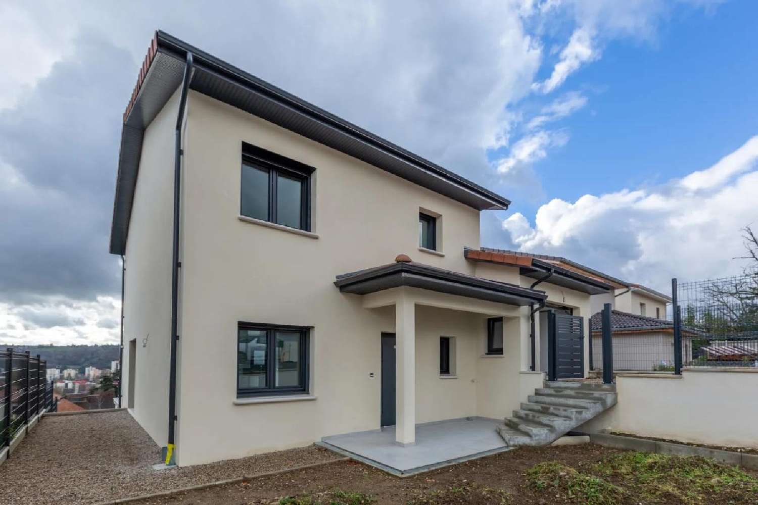  te koop huis Bourgoin-Jallieu Isère 1