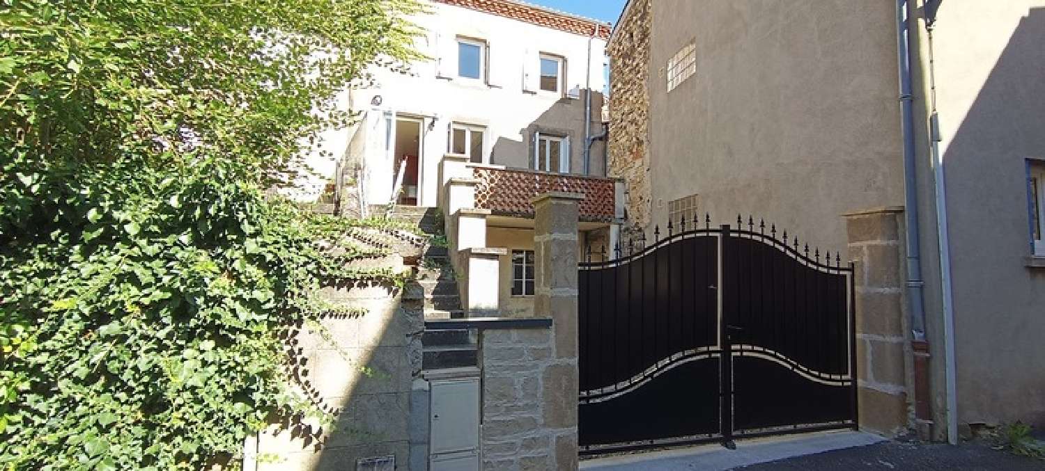  te koop huis Chadeleuf Puy-de-Dôme 1