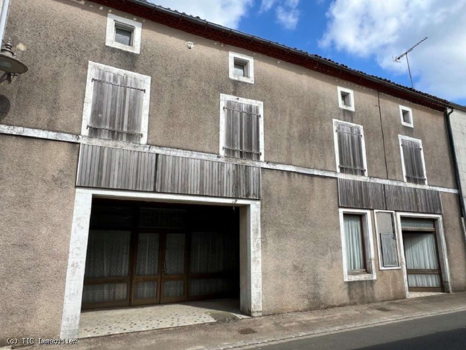 for sale house Champagne-Mouton Charente 2