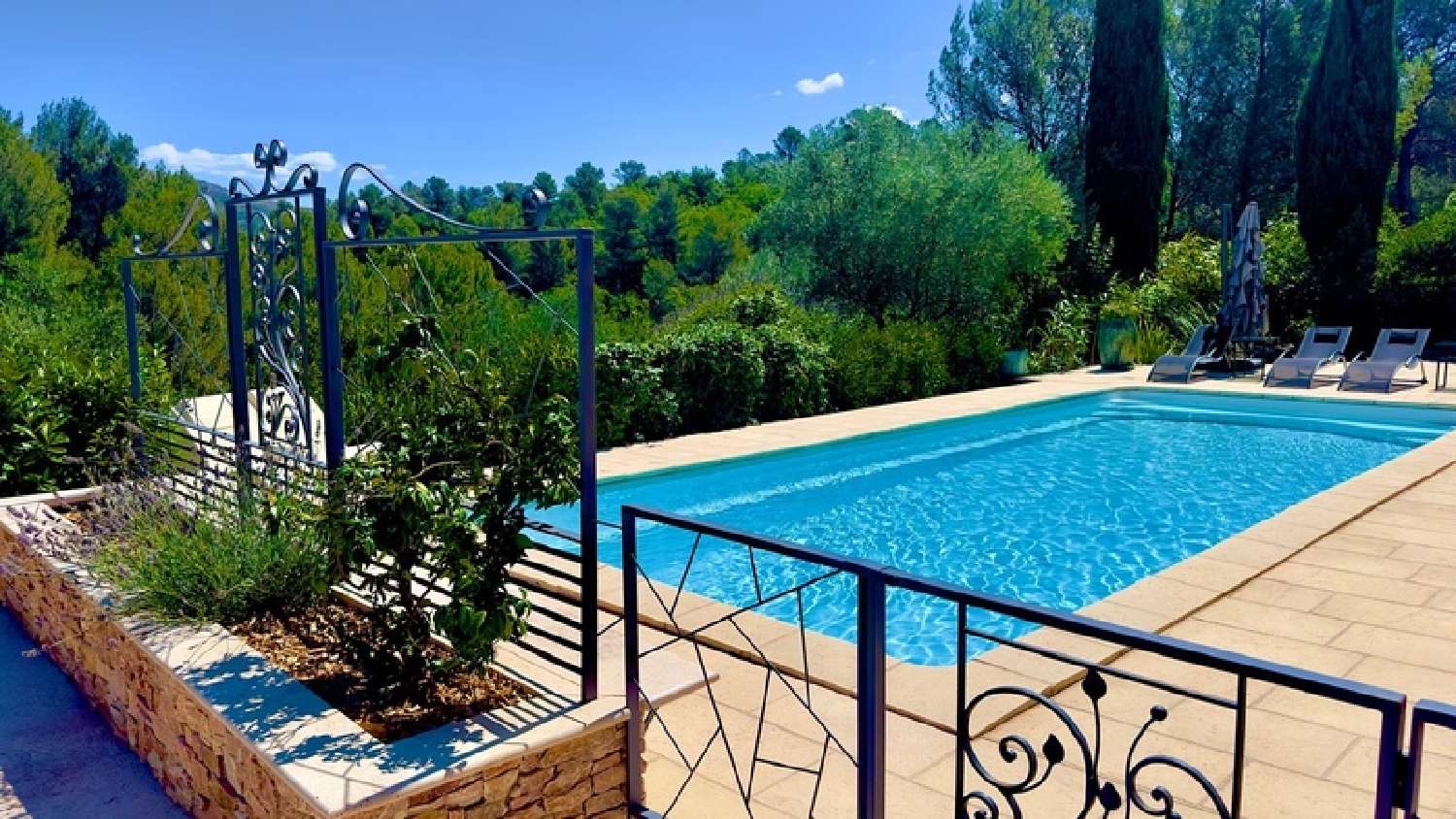  te koop huis Châteauneuf-le-Rouge Bouches-du-Rhône 8