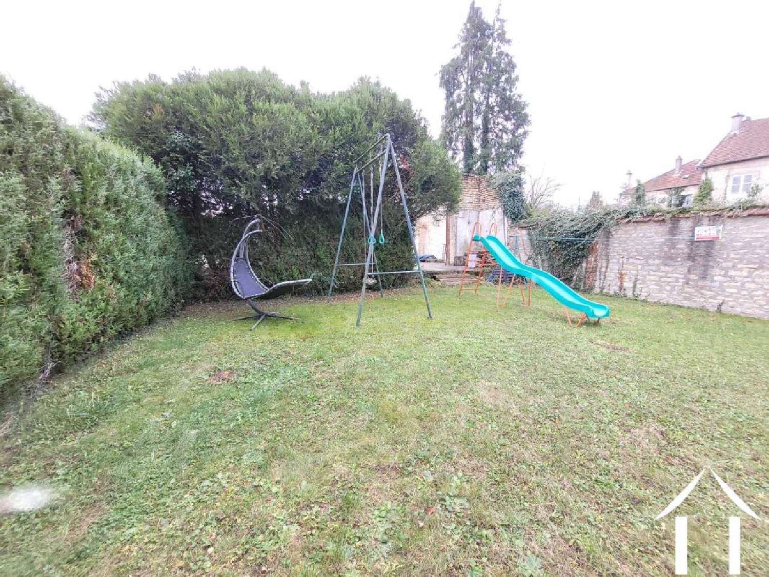 à vendre maison Chaumont Haute-Marne 3