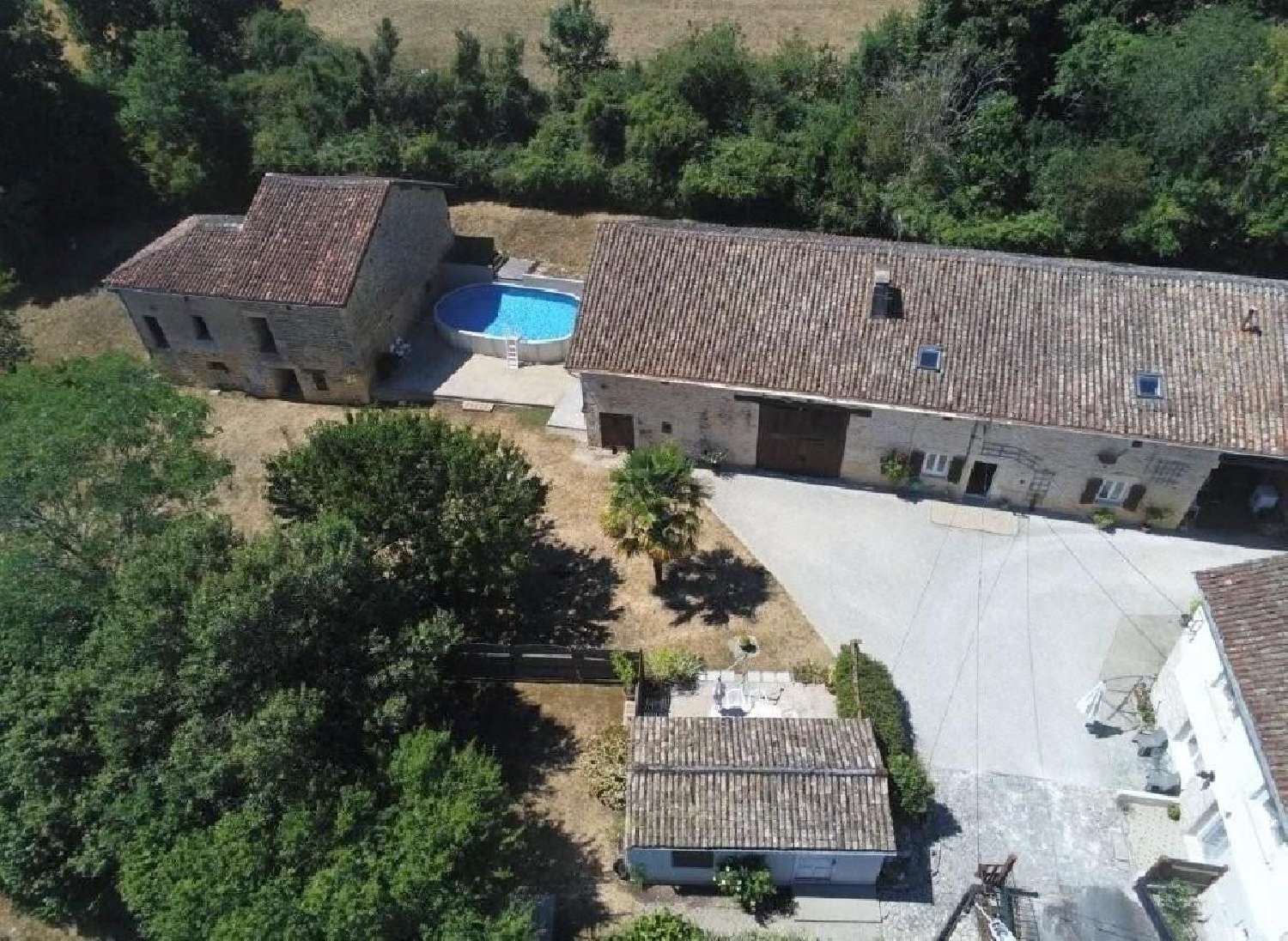  for sale house Civray Vienne 1