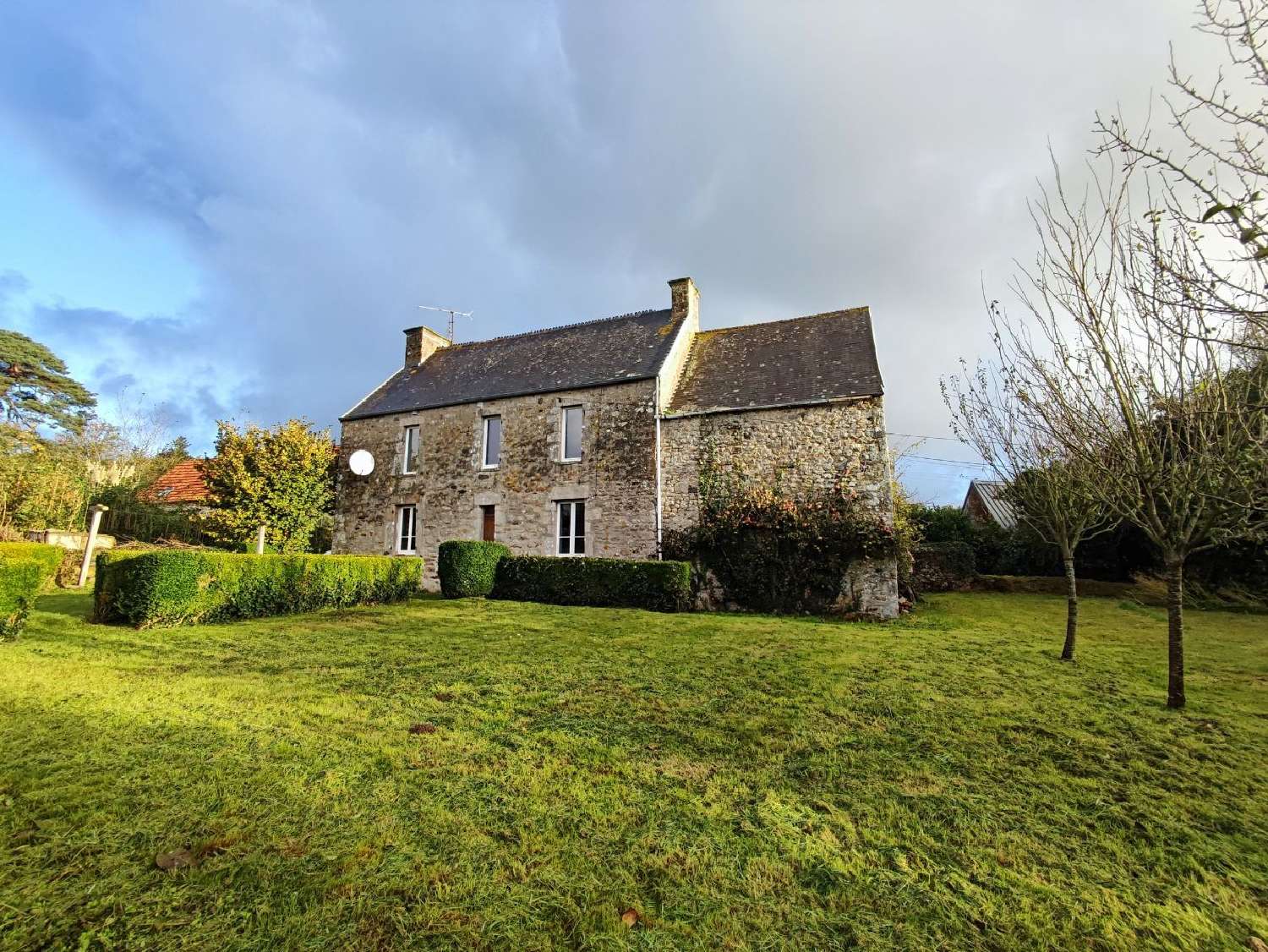 for sale house Clitourps Manche 1