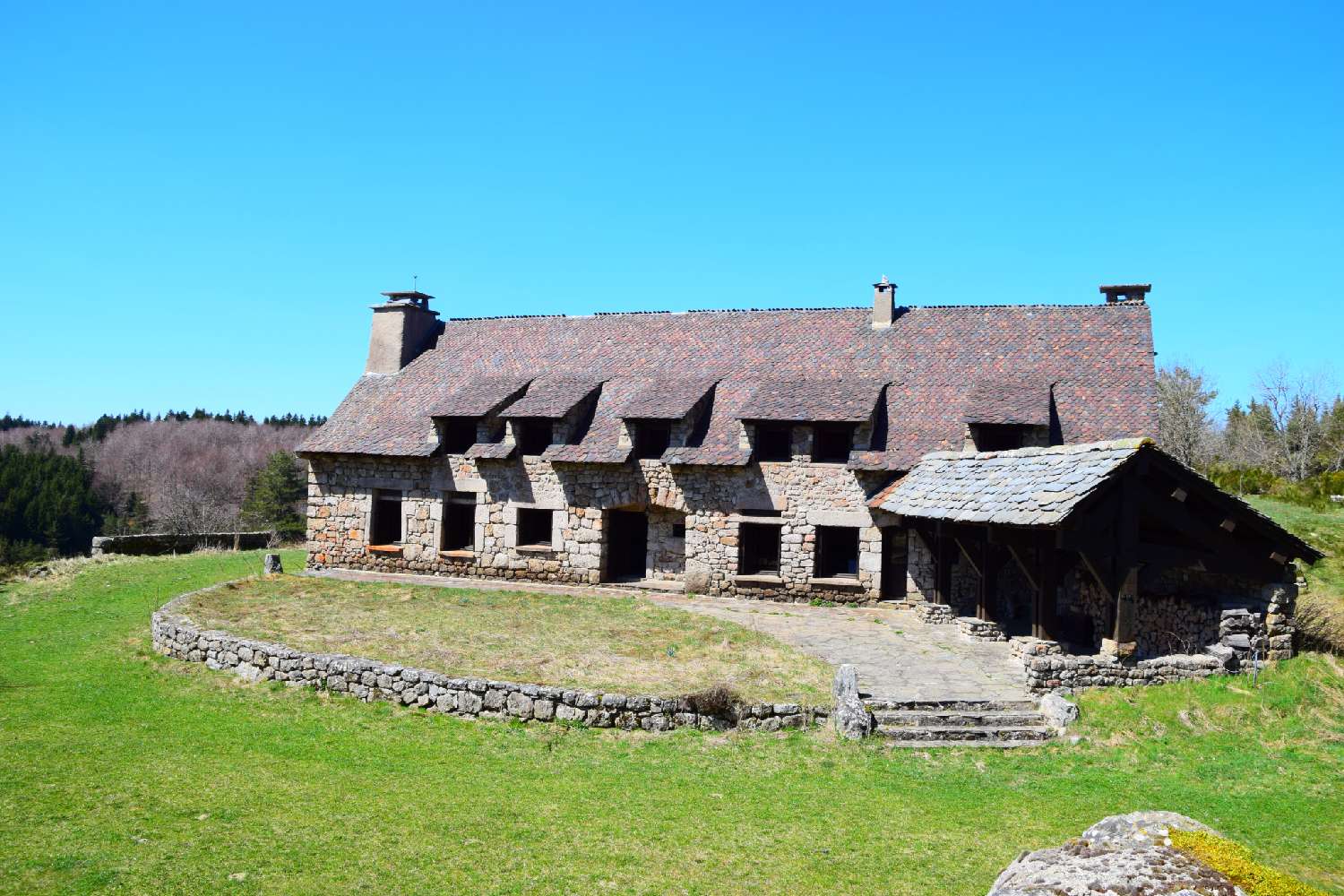 te koop huis Coucouron Ardèche 1