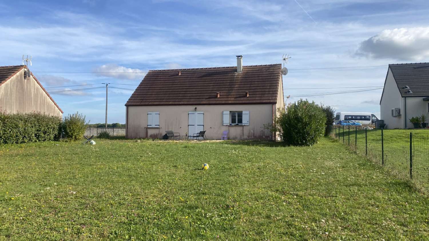 te koop huis Coutarnoux Yonne 3