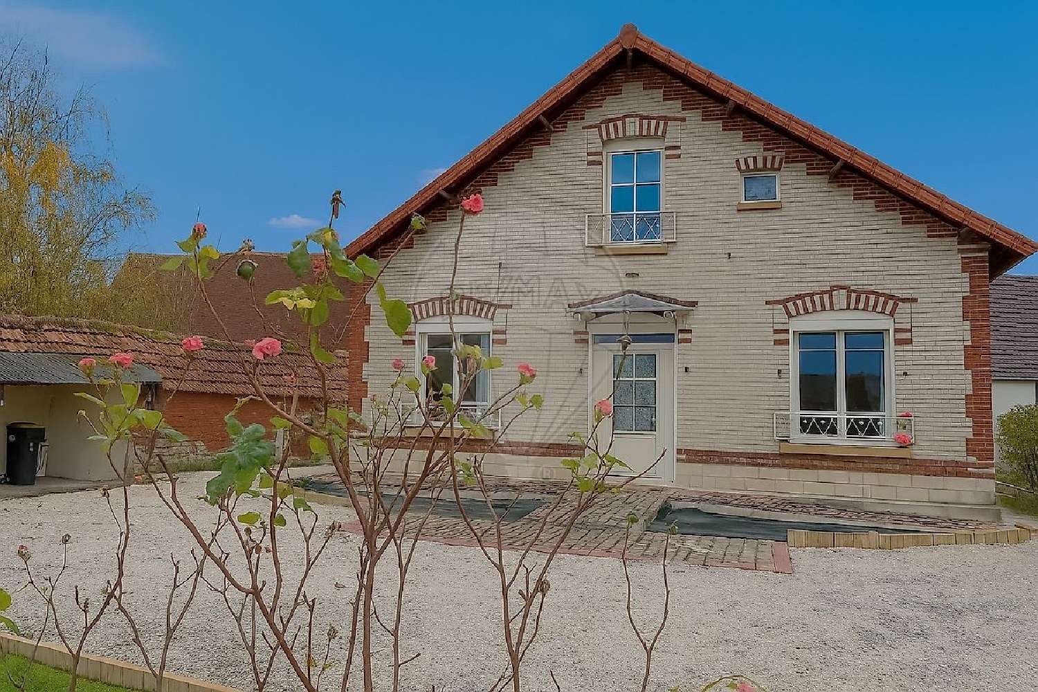  for sale house Estrées-Saint-Denis Oise 8