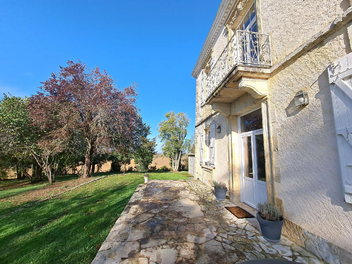  à vendre maison de ville Le Lude Sarthe 3