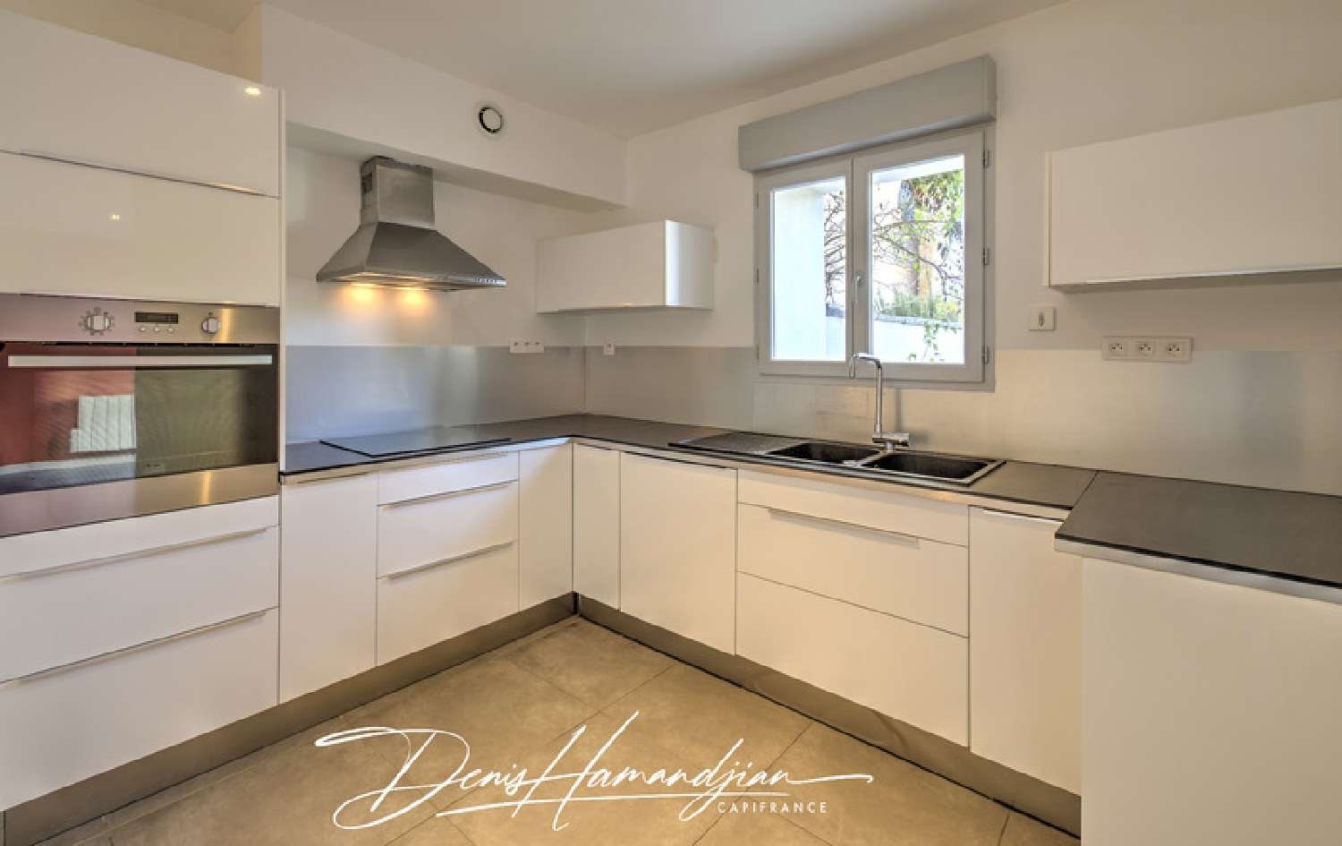  en venta casa Fontaines-Saint-Martin Rhône 3