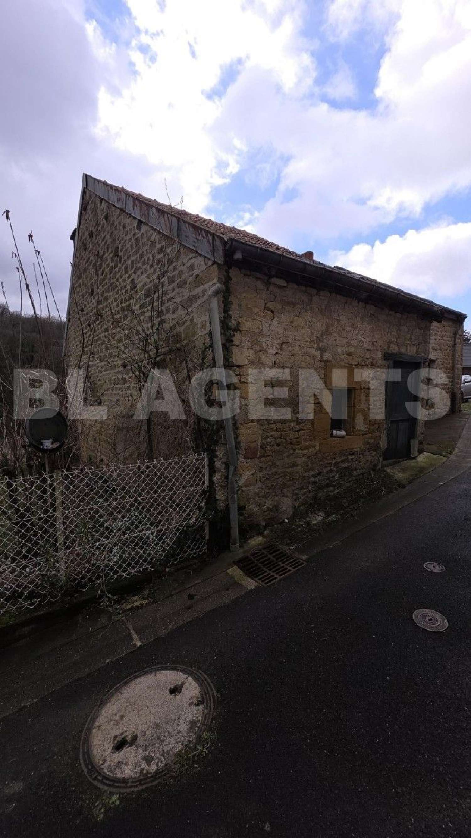  te koop huis Haraucourt Ardennes 1