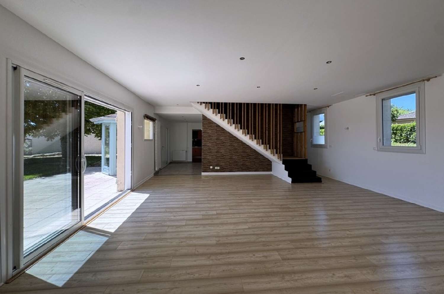  for sale house Jonage Rhône 2