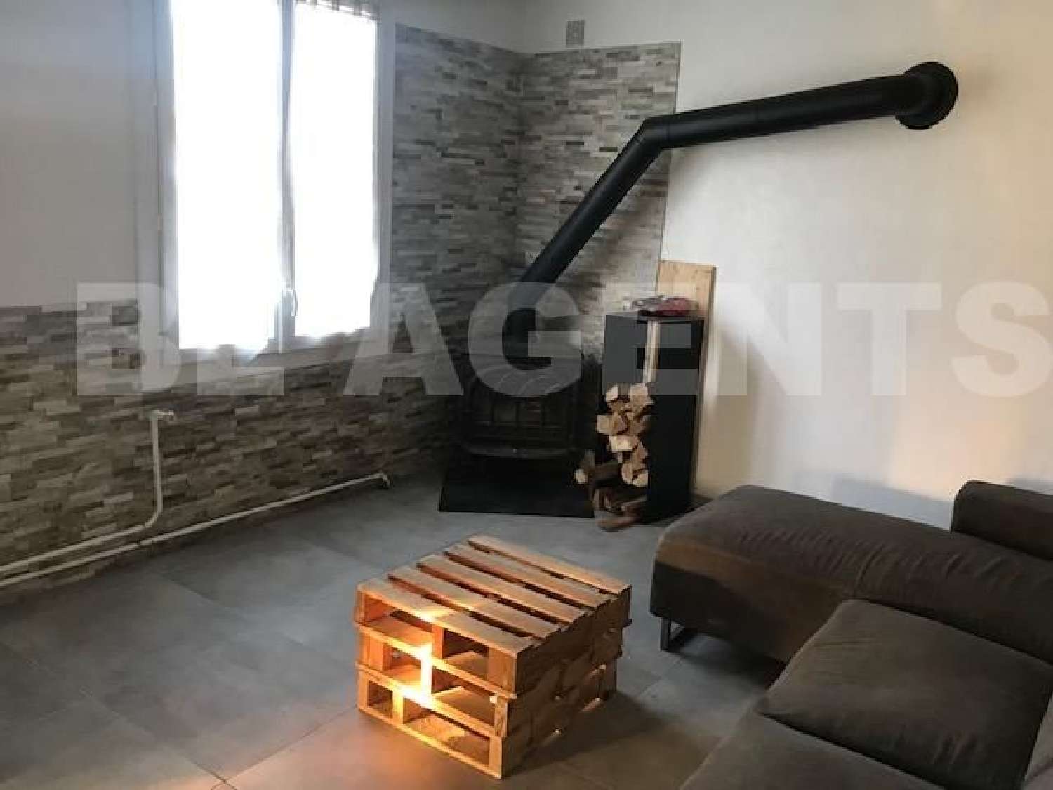  te koop huis La Chartre-sur-le-Loir Sarthe 1