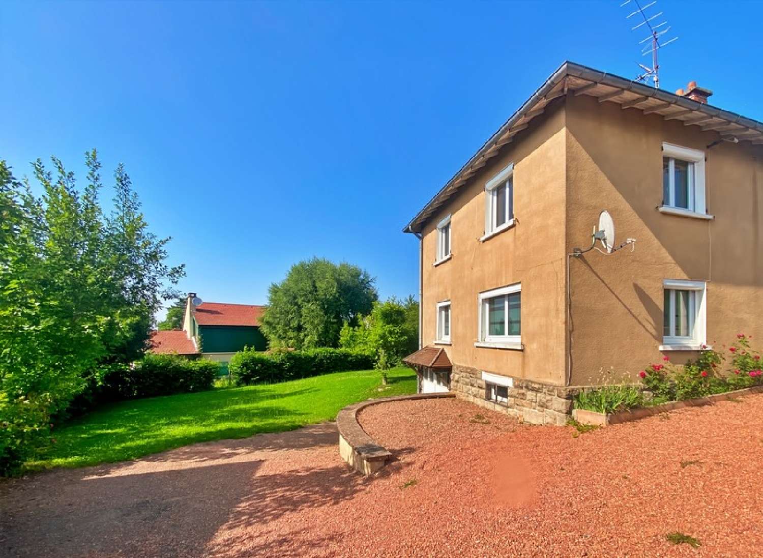  te koop huis La Clayette Saône-et-Loire 2