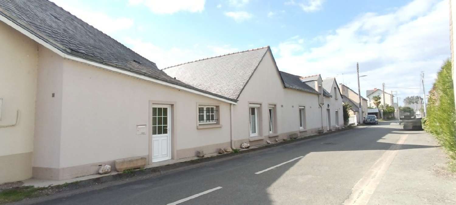  for sale house La Daguenière Maine-et-Loire 1