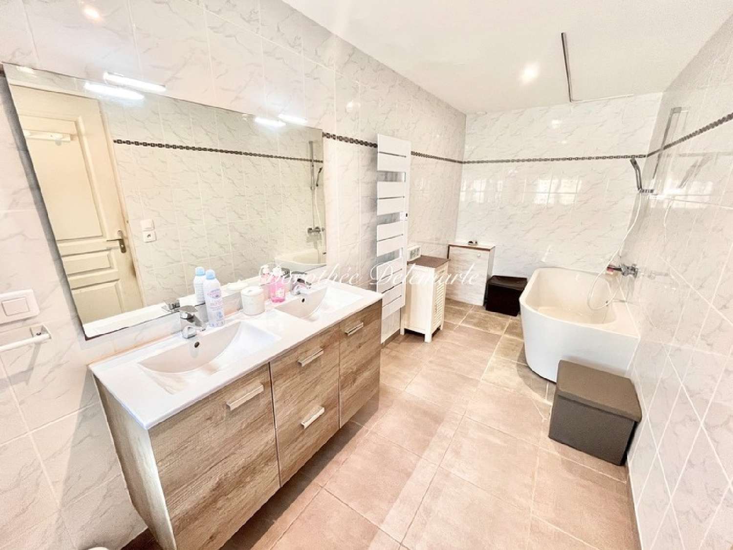 for sale house La Foye-Monjault Deux-Sèvres 4