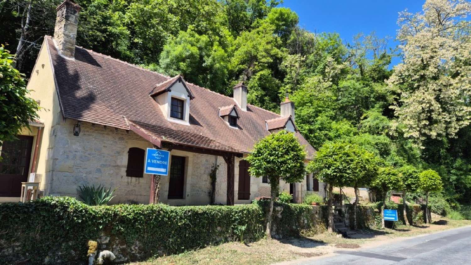 à vendre maison La Guerche-sur-l'Aubois Cher 3