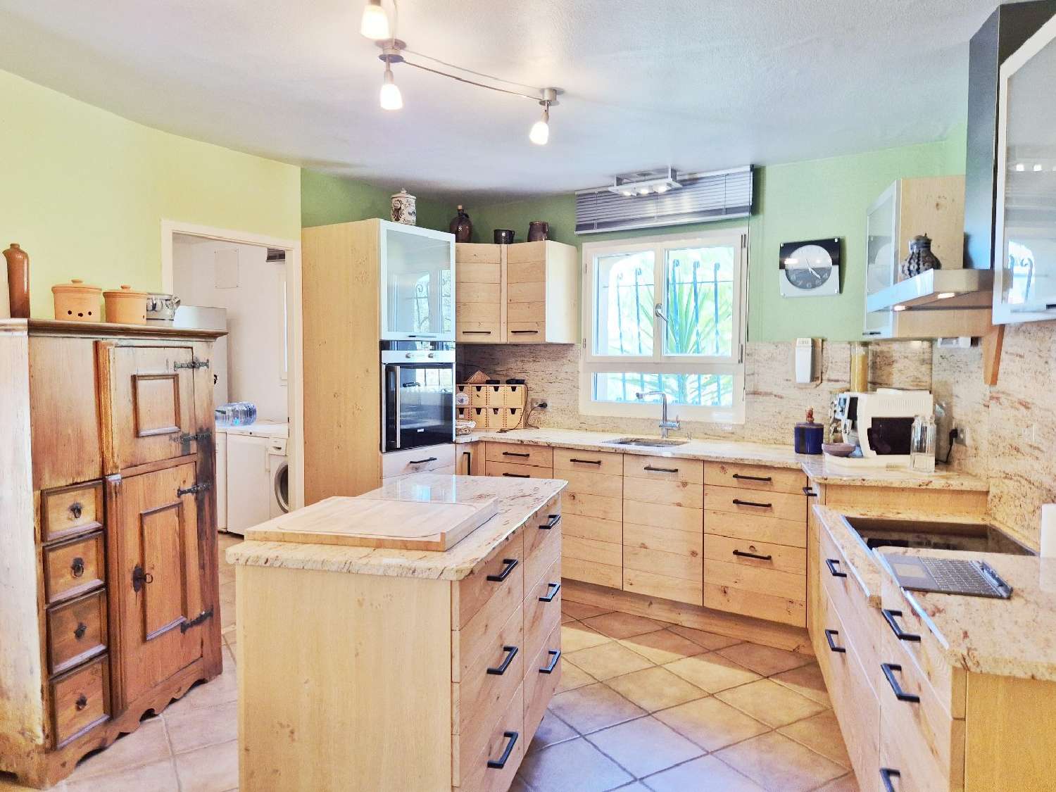 te koop huis Laurens Hérault 8