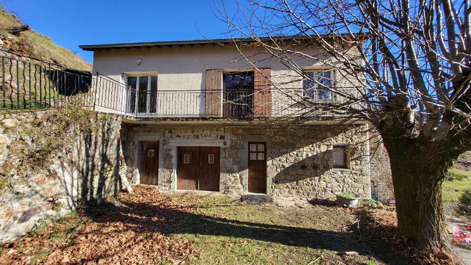  te koop huis Le Cheylard Ardèche 1