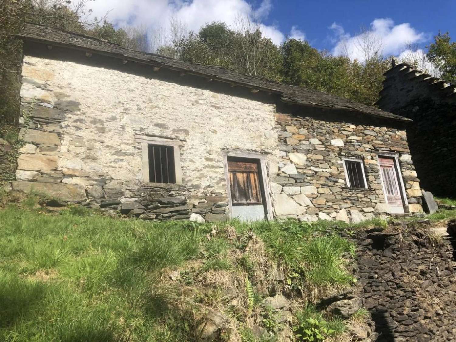  te koop huis Le Port Ariège 2