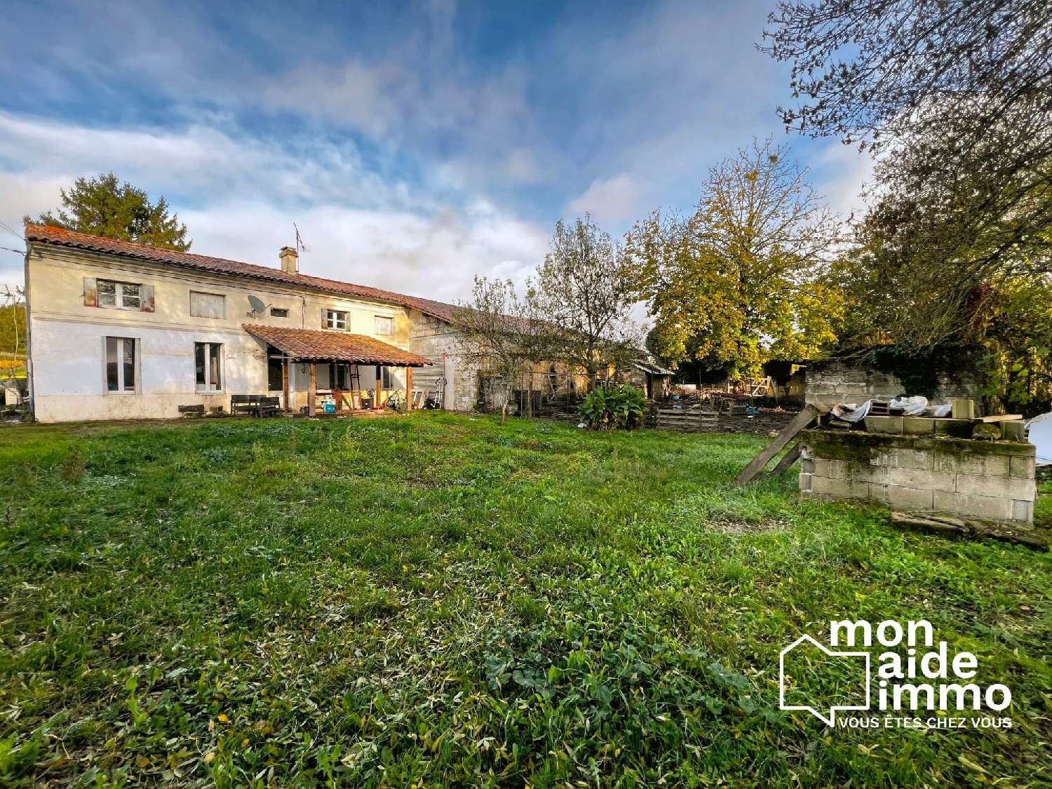  à vendre maison Lussac Gironde 1