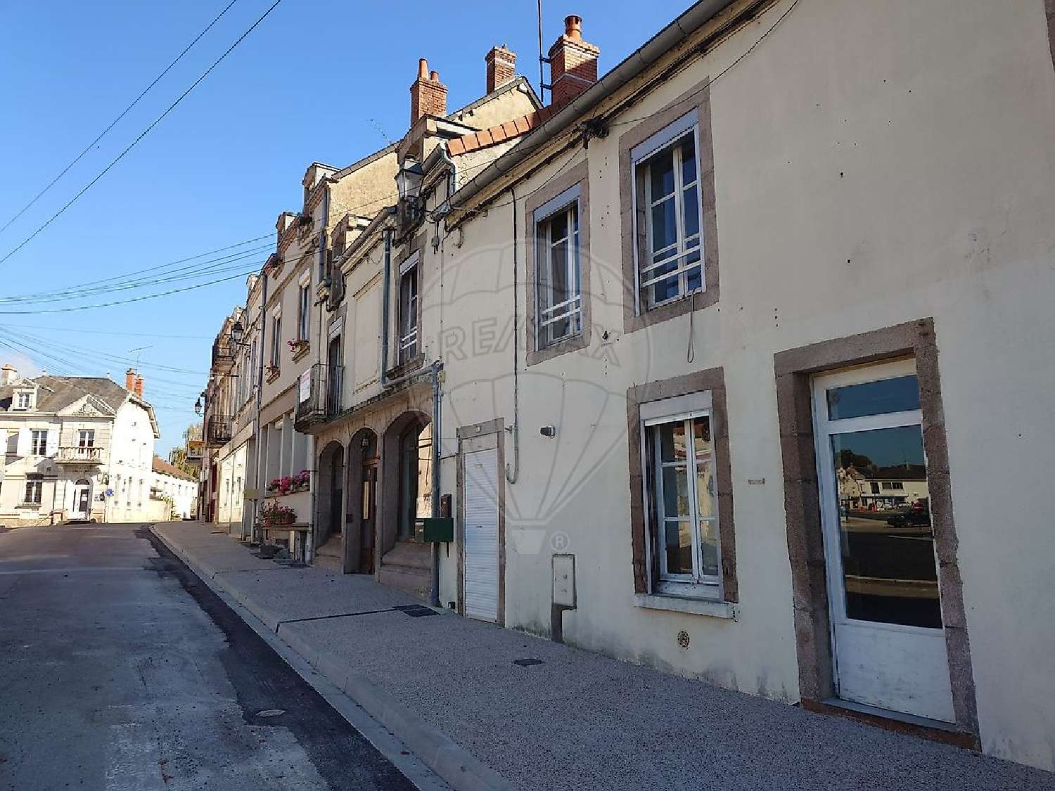 te koop huis Luzy Nièvre 3