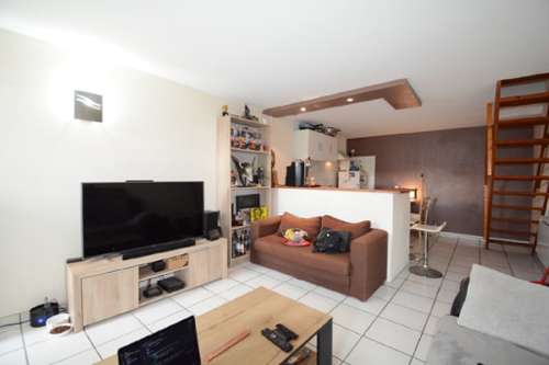 Magnac-sur-Touvre Charente huis foto 7183950