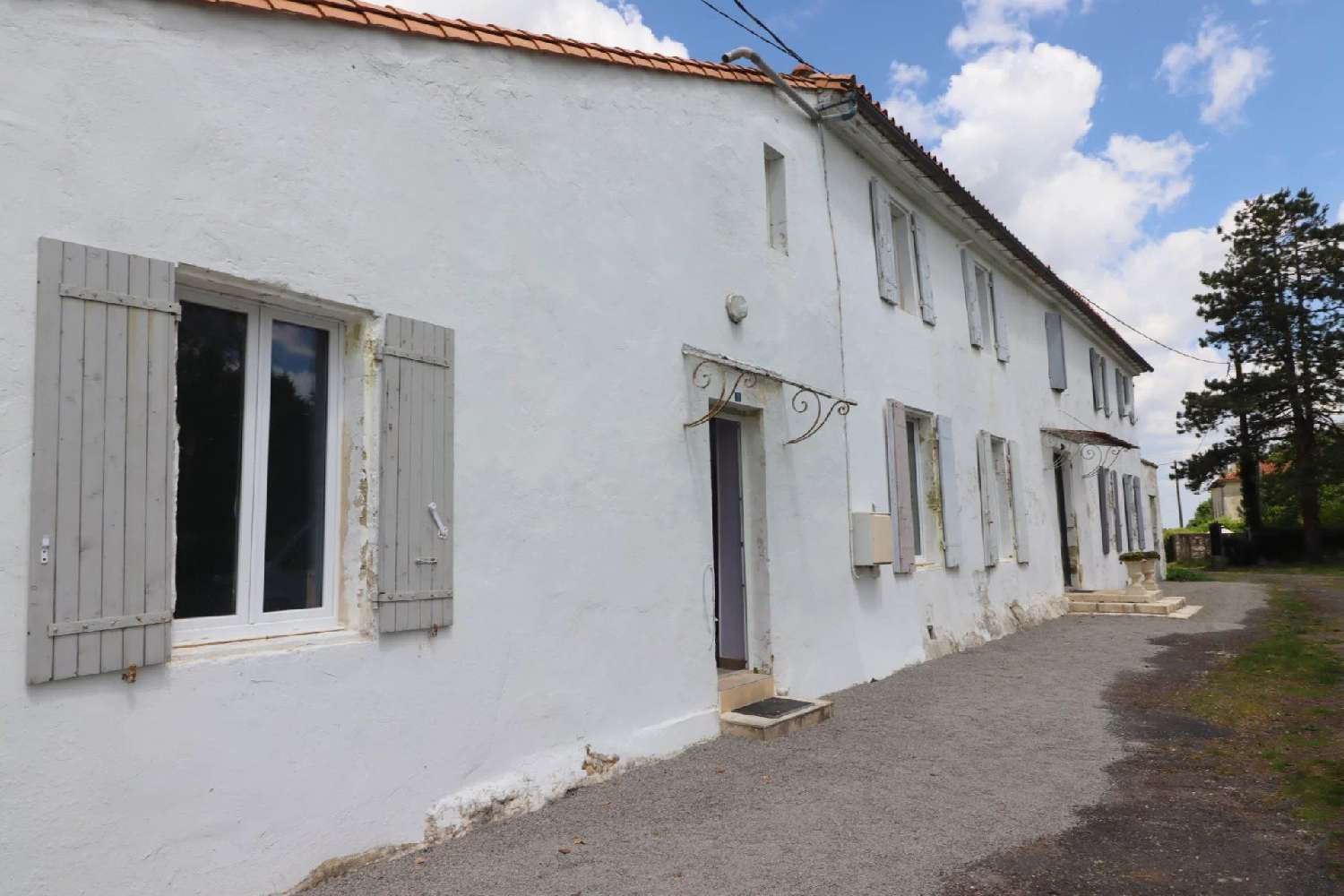 for sale house Mirambeau Charente-Maritime 1