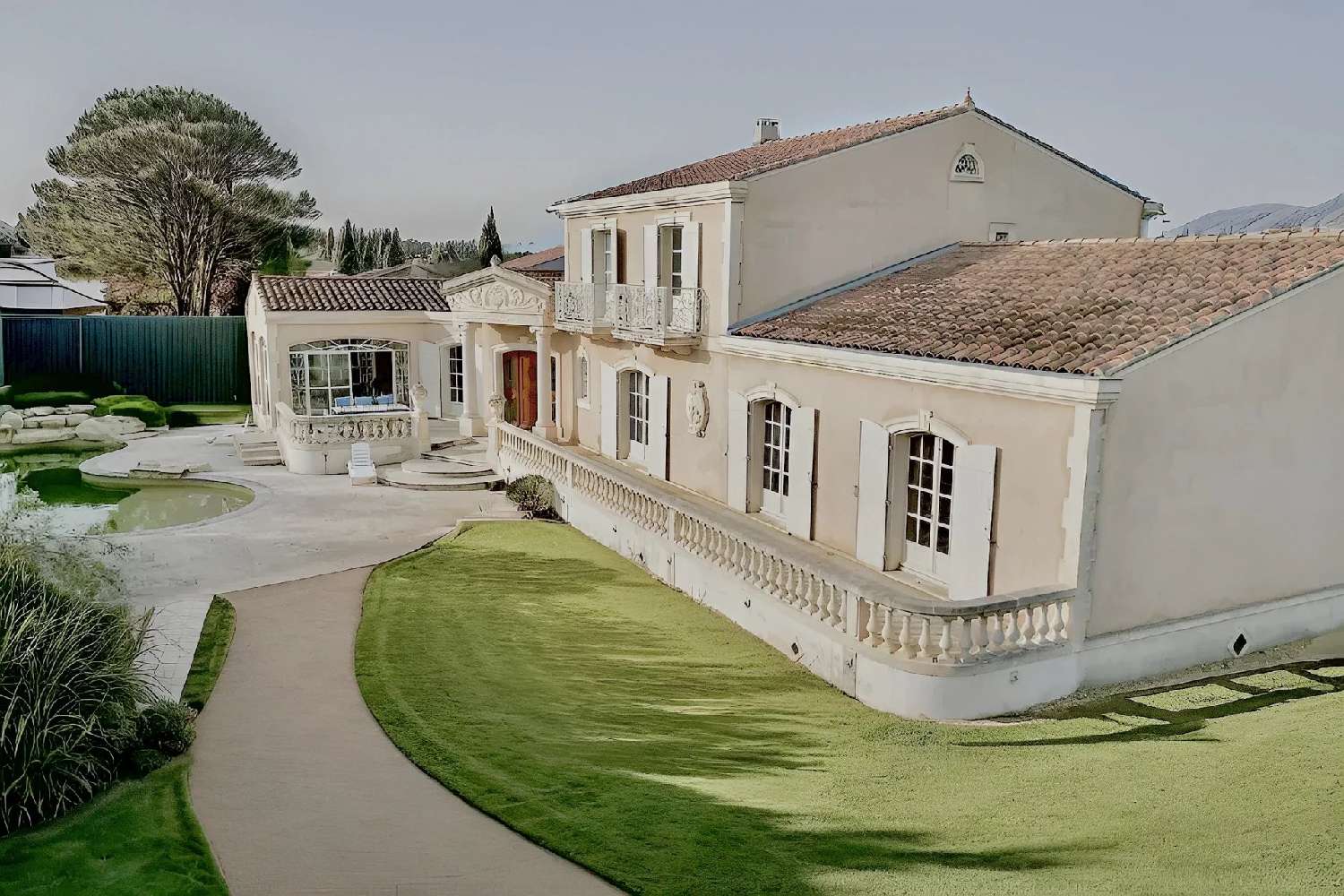 te koop huis Mollégès Bouches-du-Rhône 2