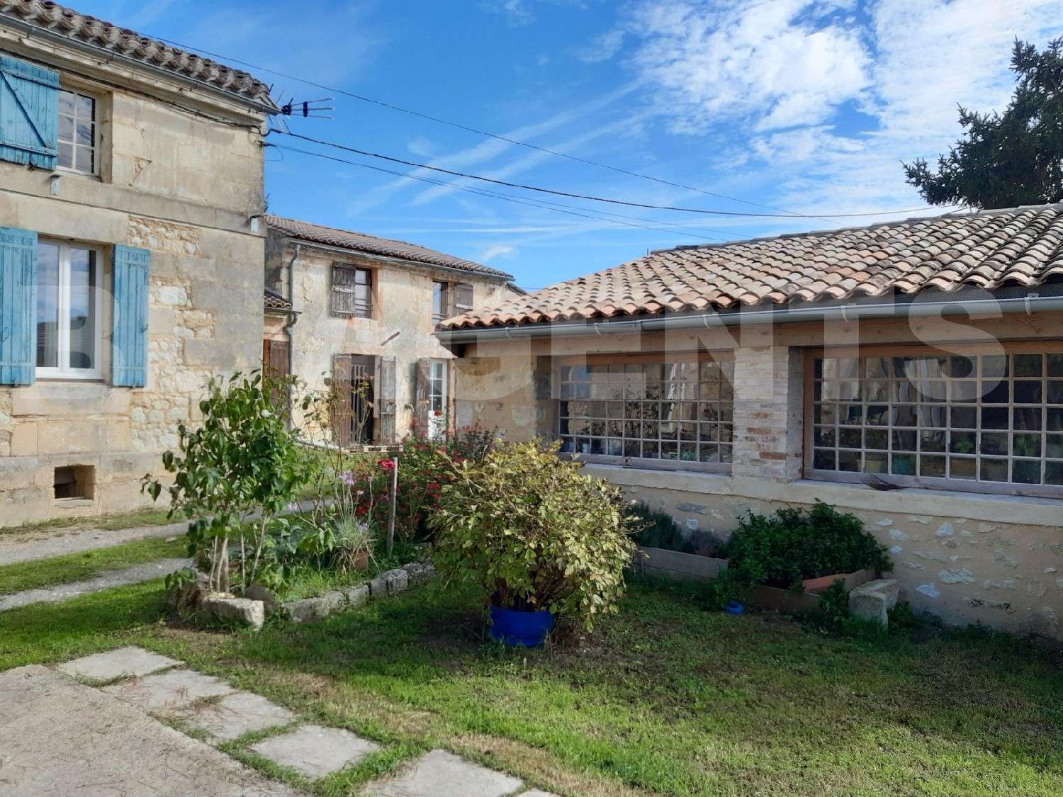  for sale house Mombrier Gironde 1