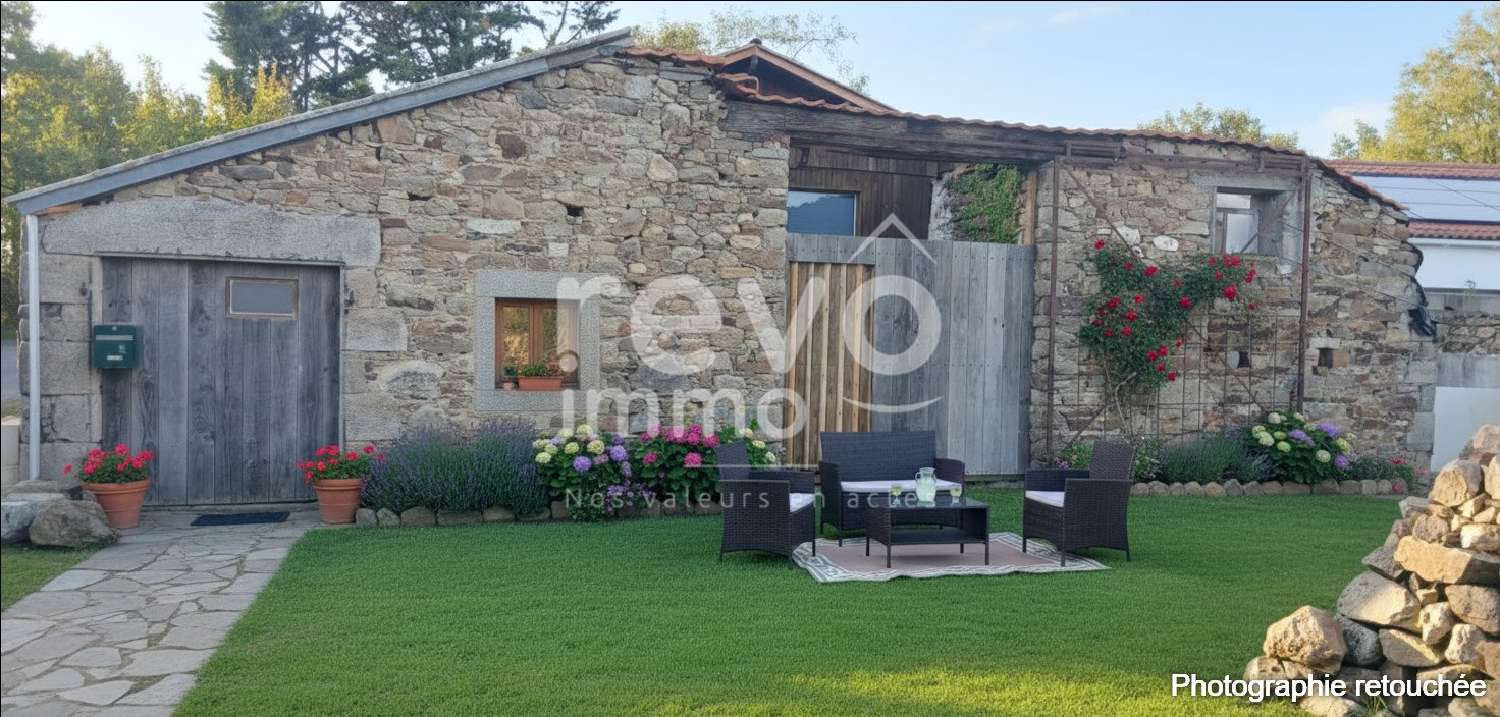 te koop huis Montaigu Vendée 1