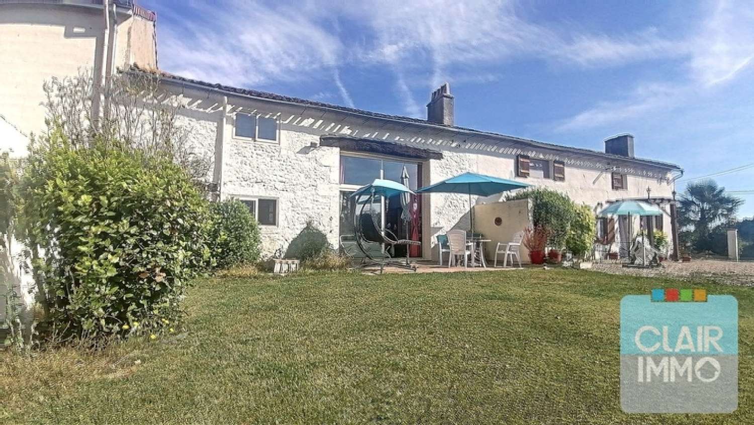  à vendre maison Montazeau Dordogne 1