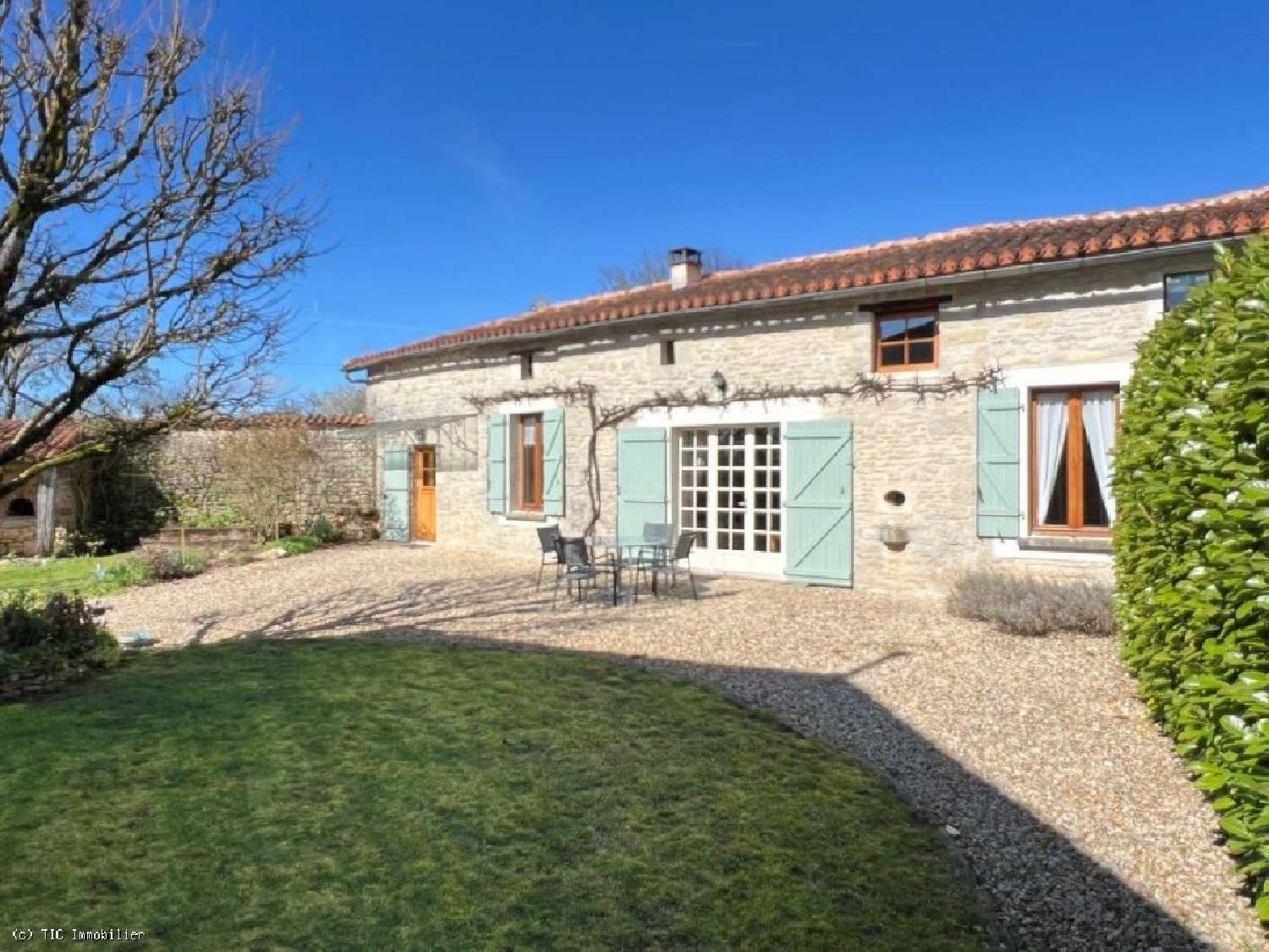  for sale house Montjean Charente 1