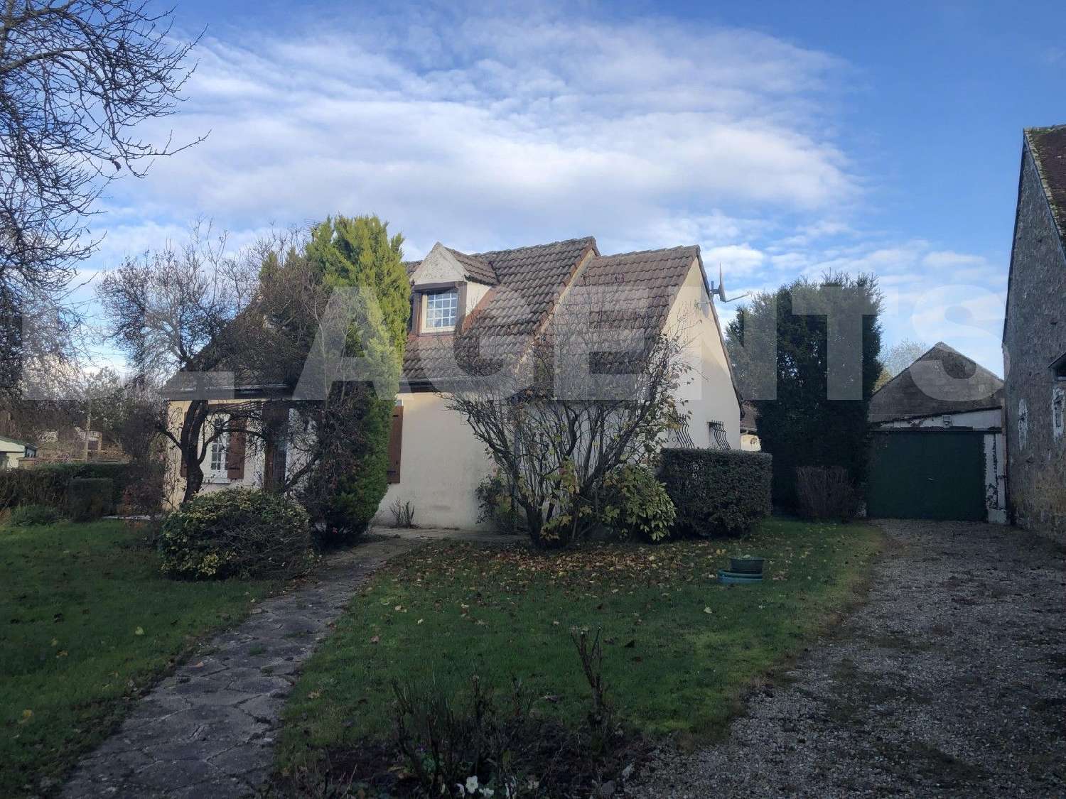  for sale house Montpothier Aube 1