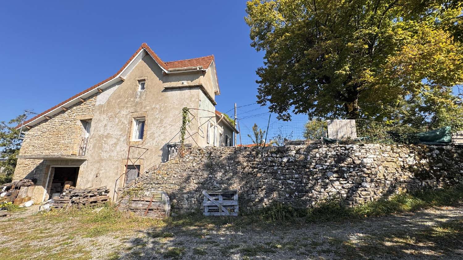 à vendre maison Montsalès Aveyron 3