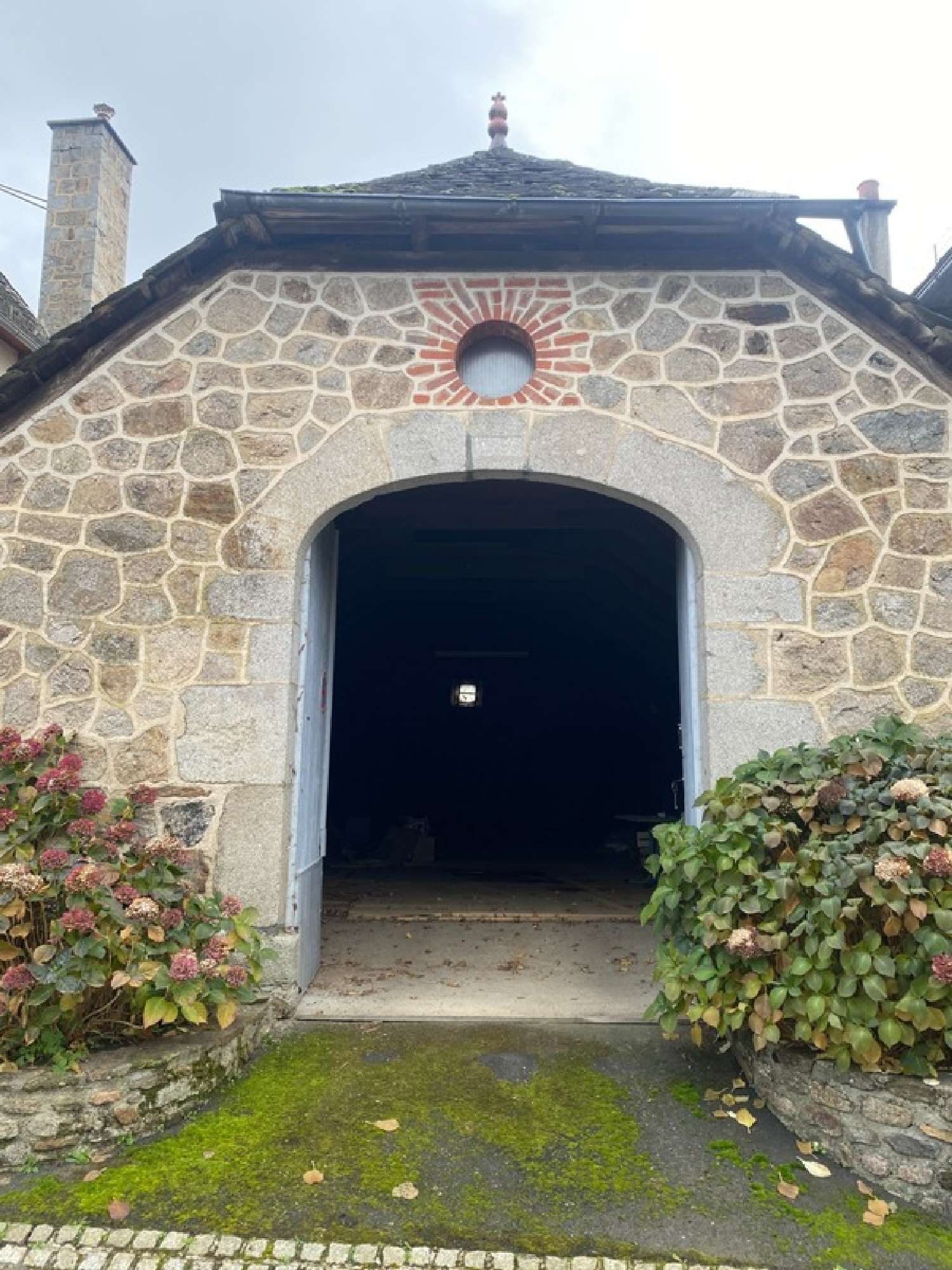 en venta casa Montsalvy Cantal 3