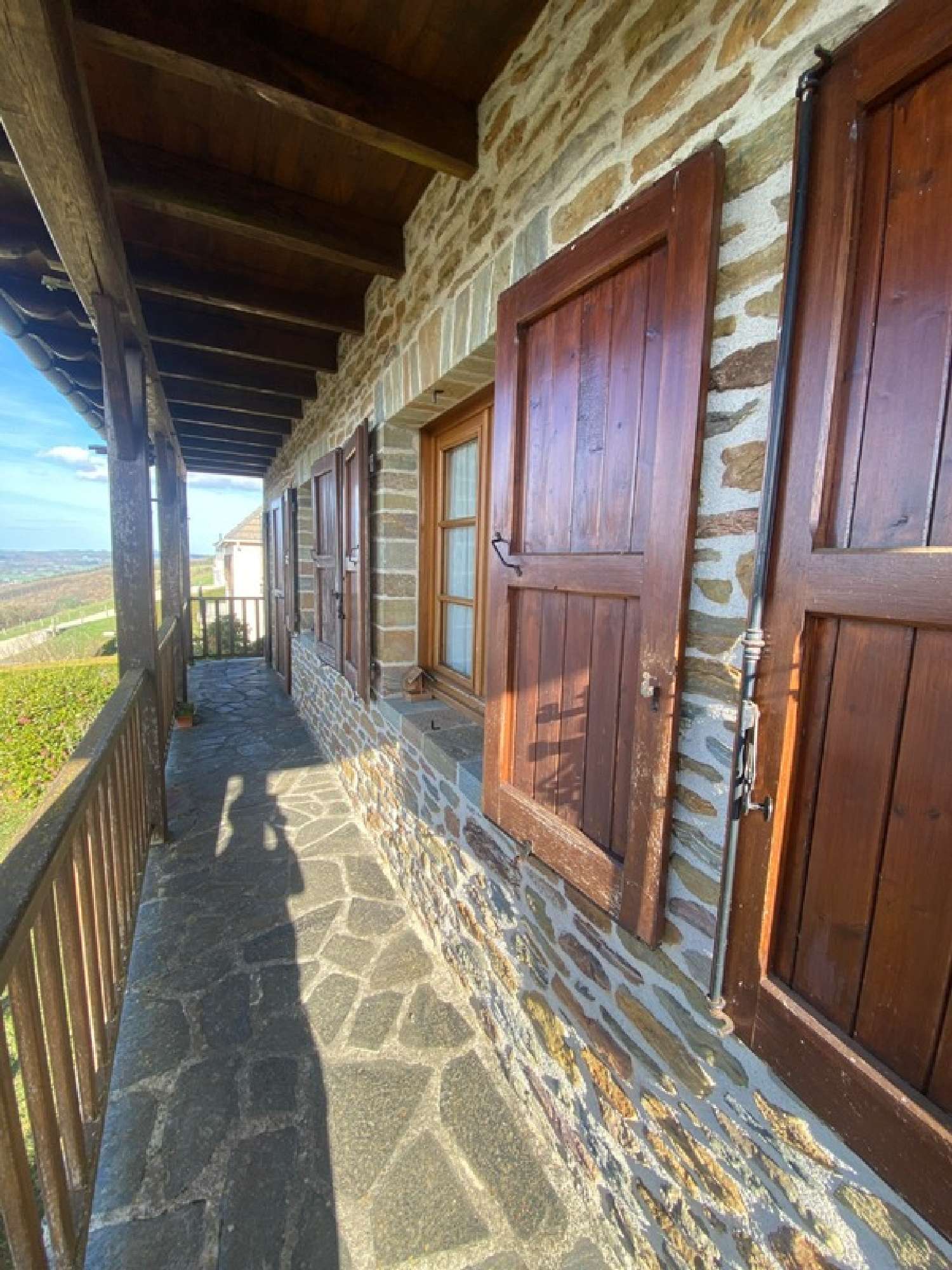 en venta casa Montsalvy Cantal 1