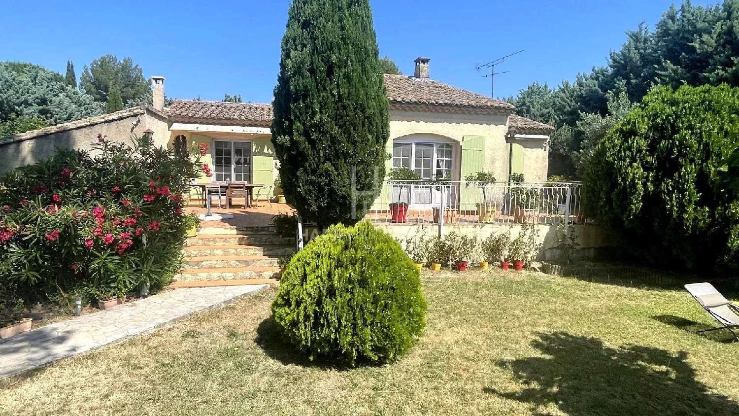 te koop huis Mouriès Bouches-du-Rhône 1