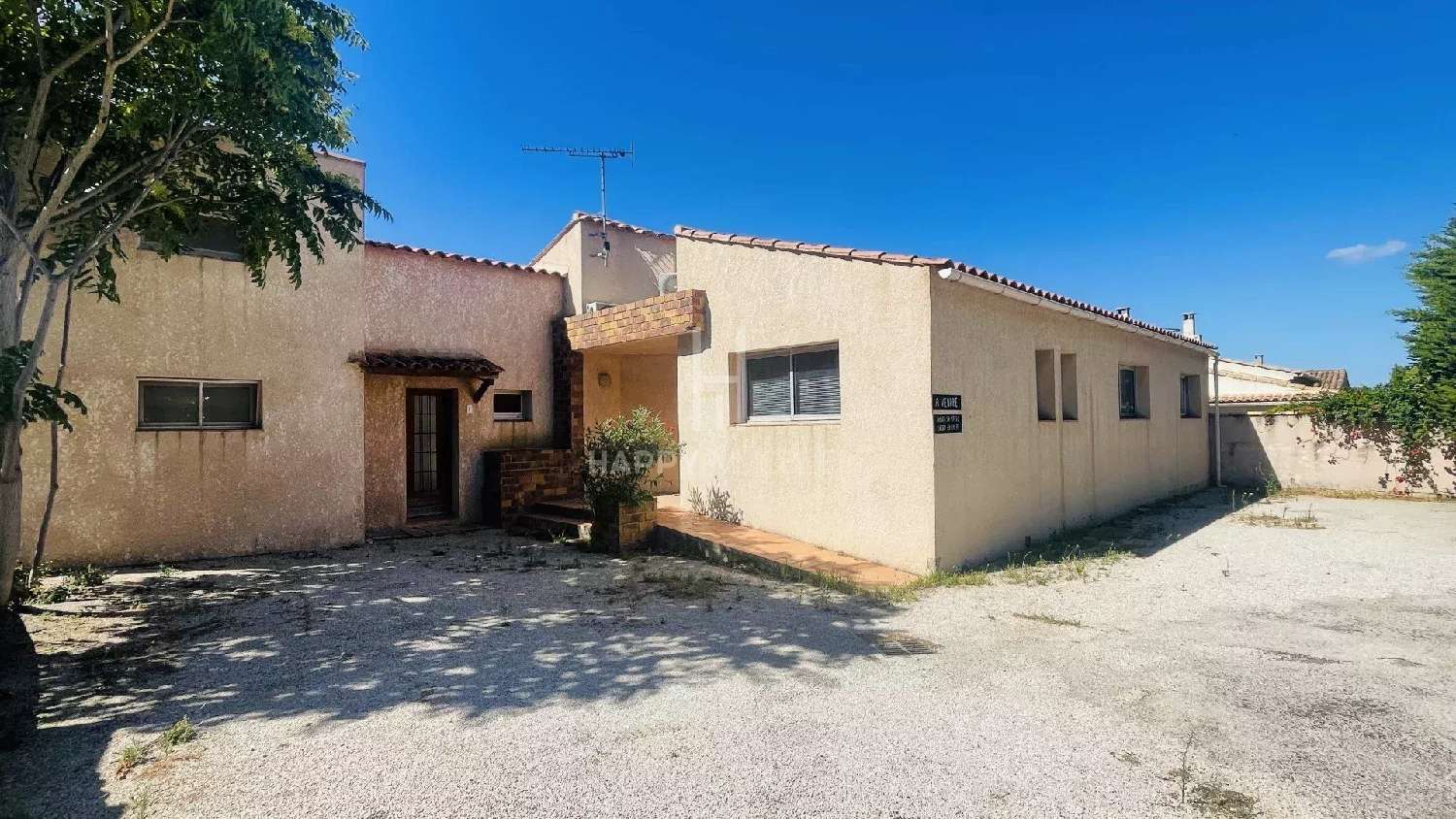  te koop huis Mouriès Bouches-du-Rhône 1
