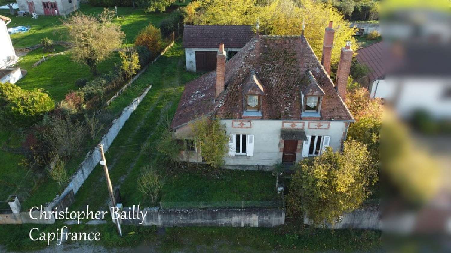 à vendre maison Neuilly-le-Réal Allier 1