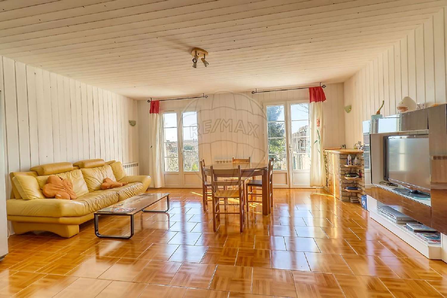 for sale house Nieul-sur-Mer Charente-Maritime 1