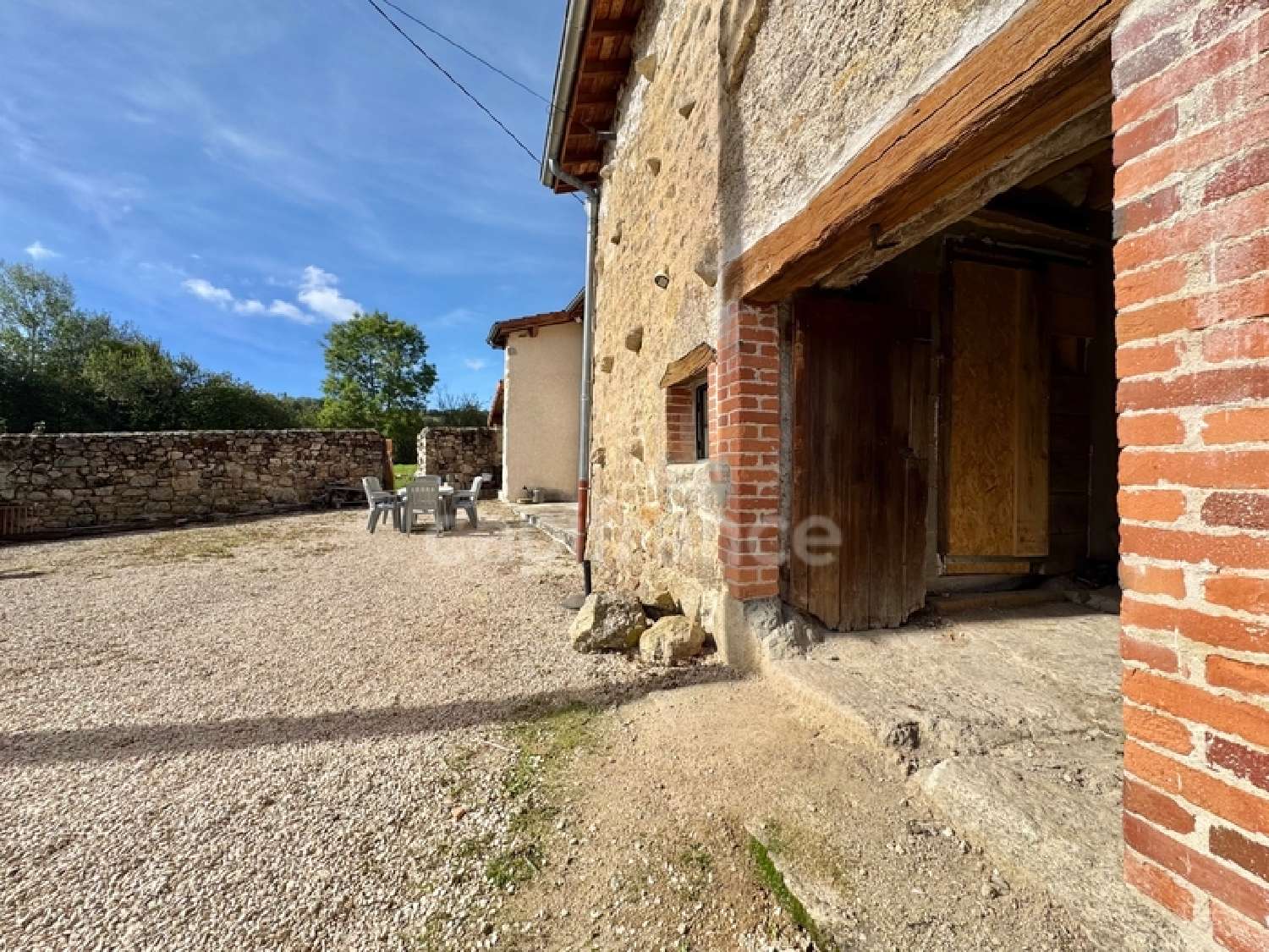  à vendre maison Noirétable Loire 1