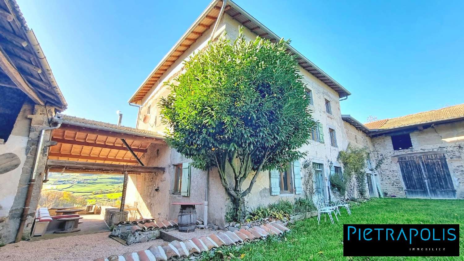 à vendre maison Ouroux Rhône 3