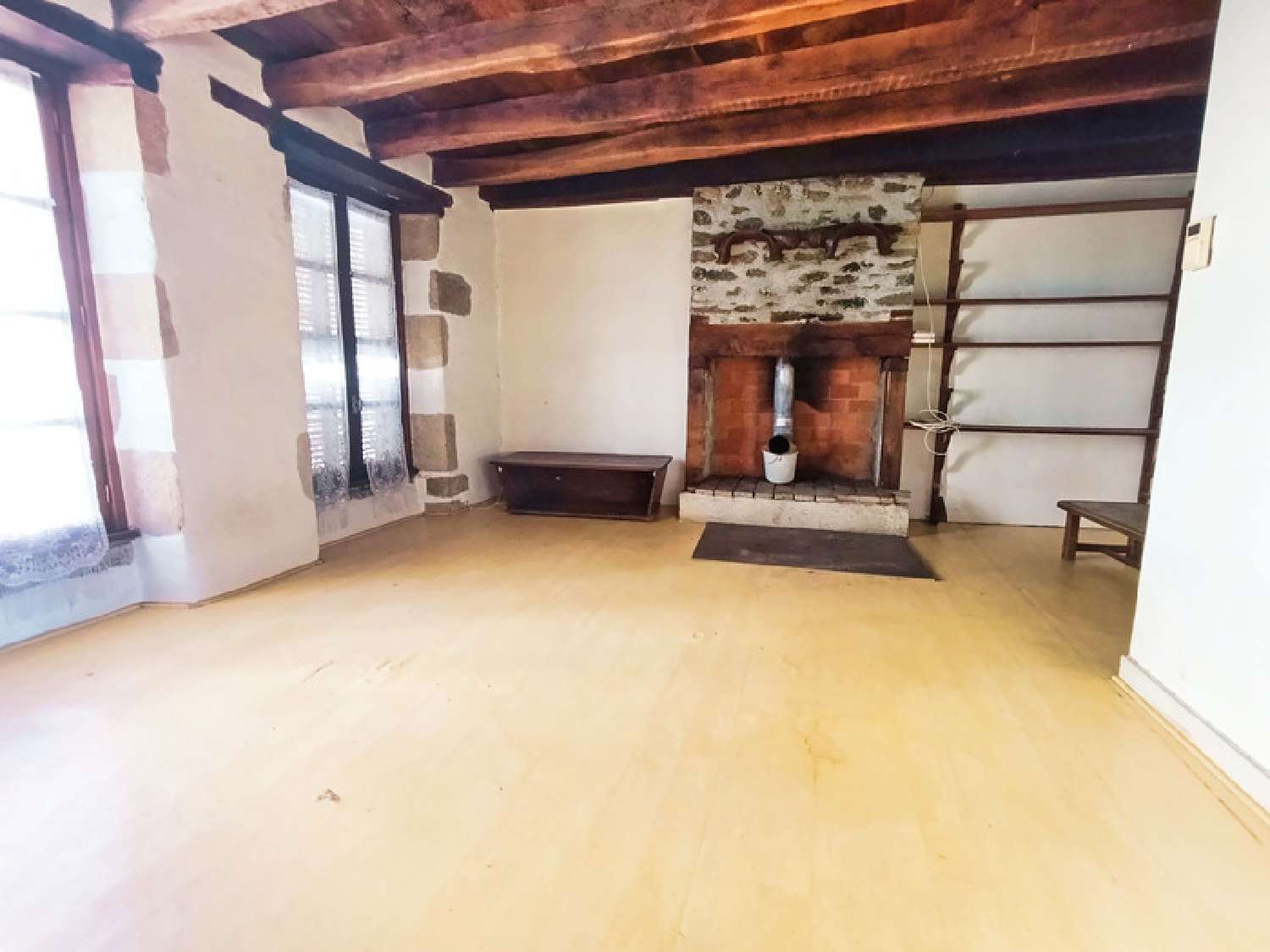 for sale house Pléaux Cantal 2