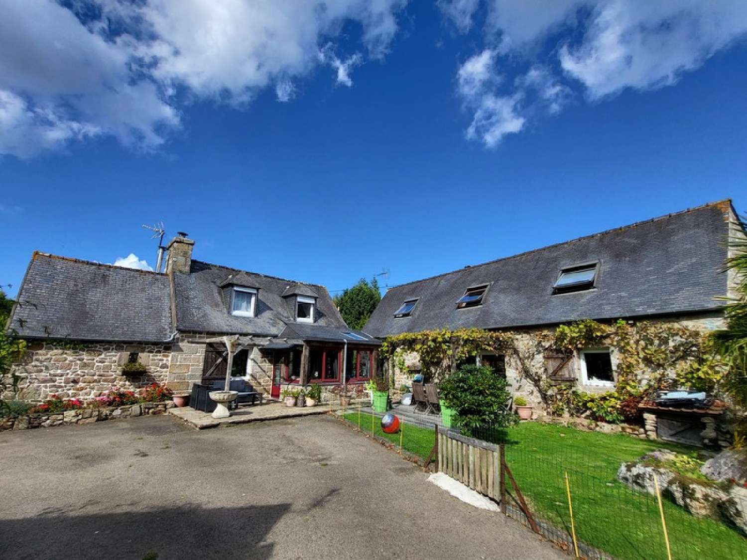  te koop huis Ploubezre Côtes-d'Armor 2