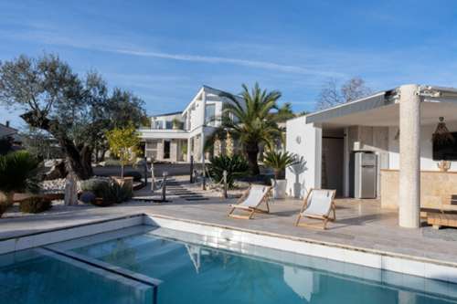 Potelières Gard Haus Bild 7209906